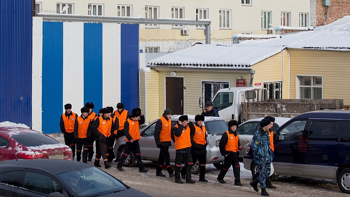 Russia plans seven new superprisons despite inmate exodus to war