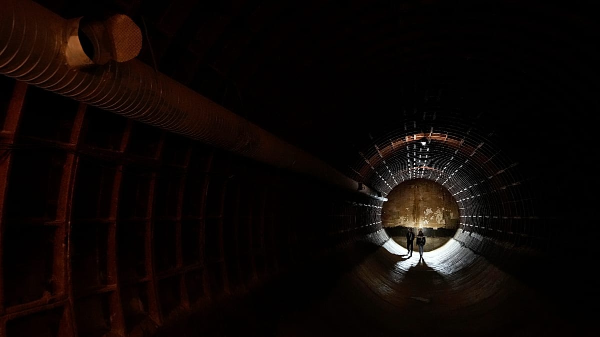 Russia Quietly Upgrades Moscow and St Petersburg Bomb Shelters
