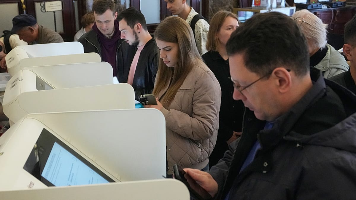 Russia's Duma elections open amid Ukraine war and tightened control
