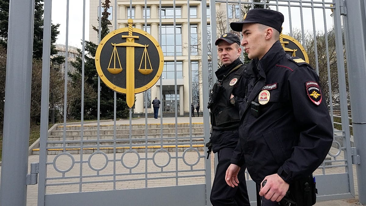 Russia's jury reform plan raises fears of state control over verdicts