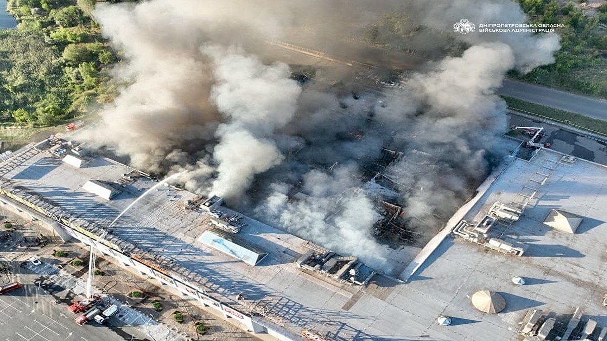Russian daytime strike on Kryvyi Rih mall kills six, injures 91