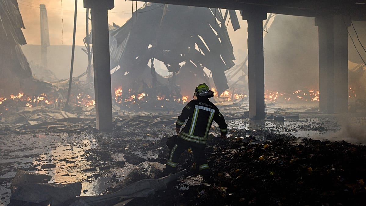 Russian drone strikes hit Kyiv and other Ukrainian cities, killing one