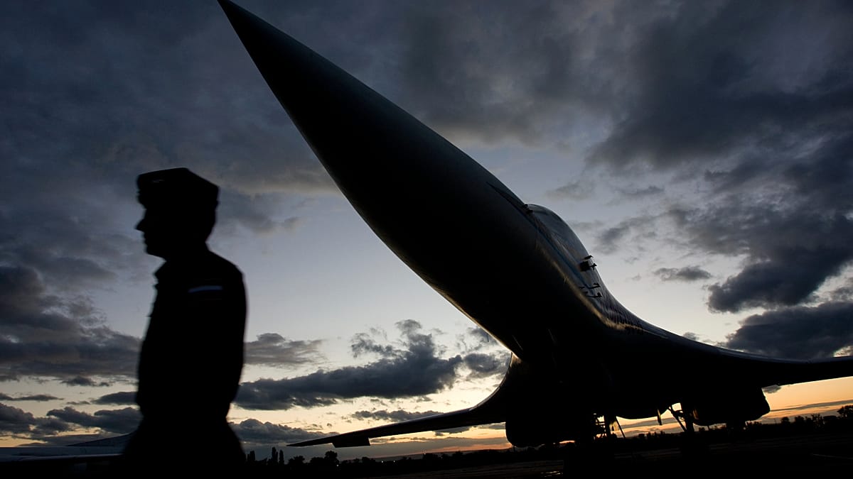 Russian general wounded in shooting near Engels airbase