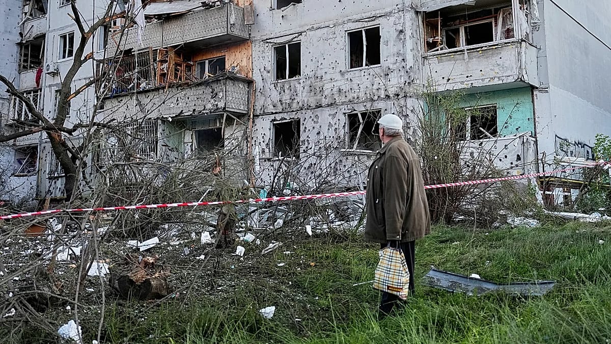 Russian Missile Barrage Kills Nine Across Ukraine, Kyiv and Dnipro Hit