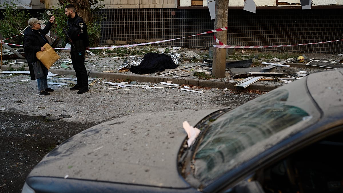 Russian missile barrage on Kyiv kills nine, wounds dozens