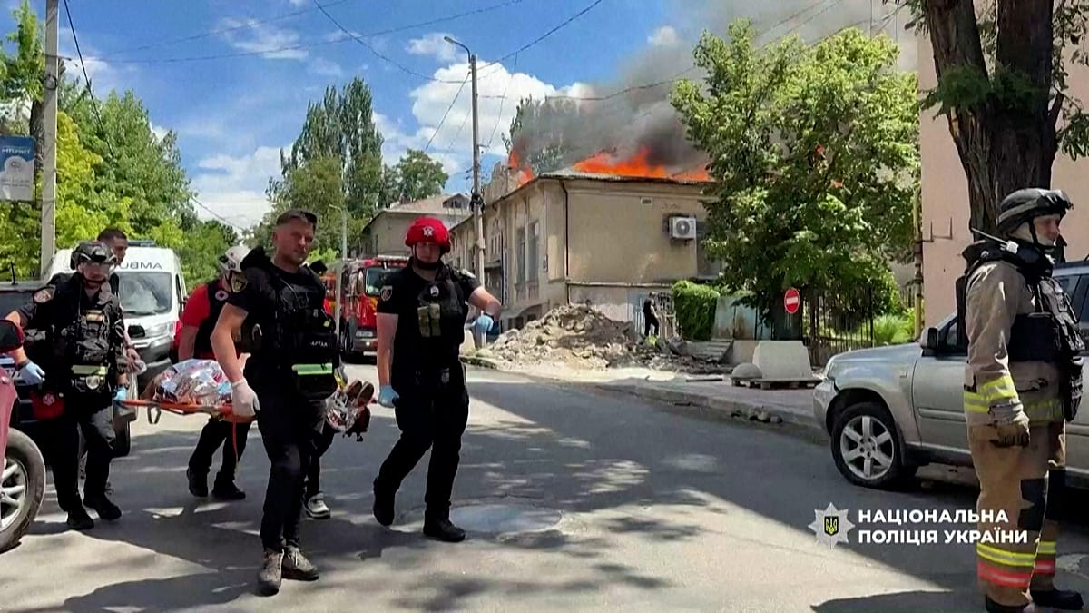 Russian Missile Strike Sets Office Ablaze in Central Zaporizhzhia, Nine Injured