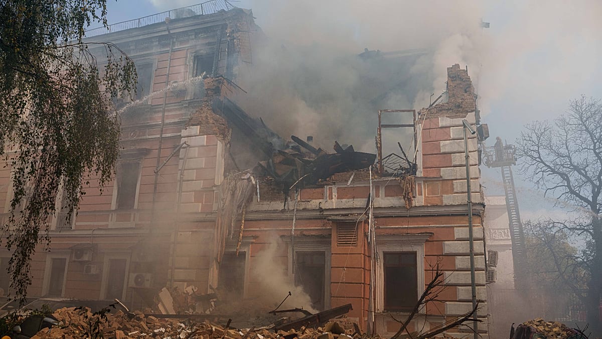 Russian strike on Kyiv academy kills one as nationwide attacks persist