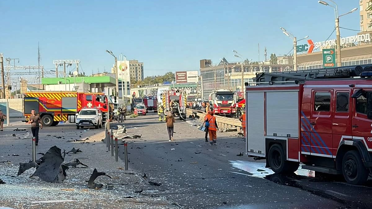 Russian strikes hit Kyiv and Kharkiv as drone targets Kursk plant
