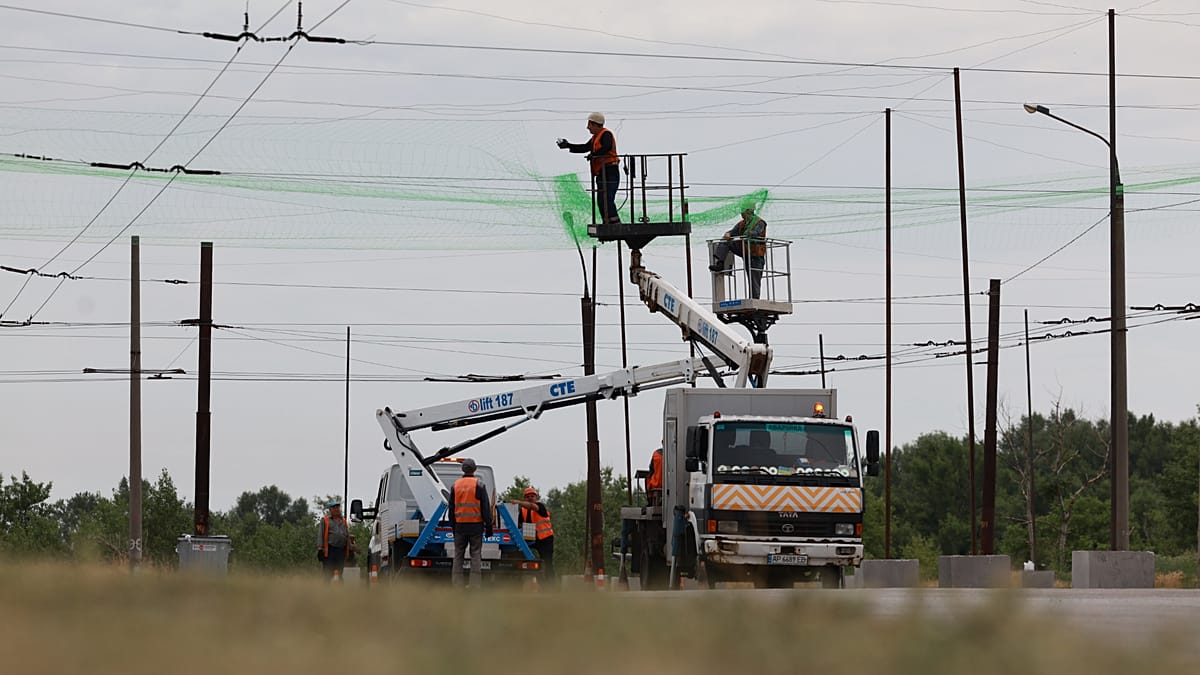 Russian Strikes in Eastern Ukraine Kill Three, Wound 22, Including Children