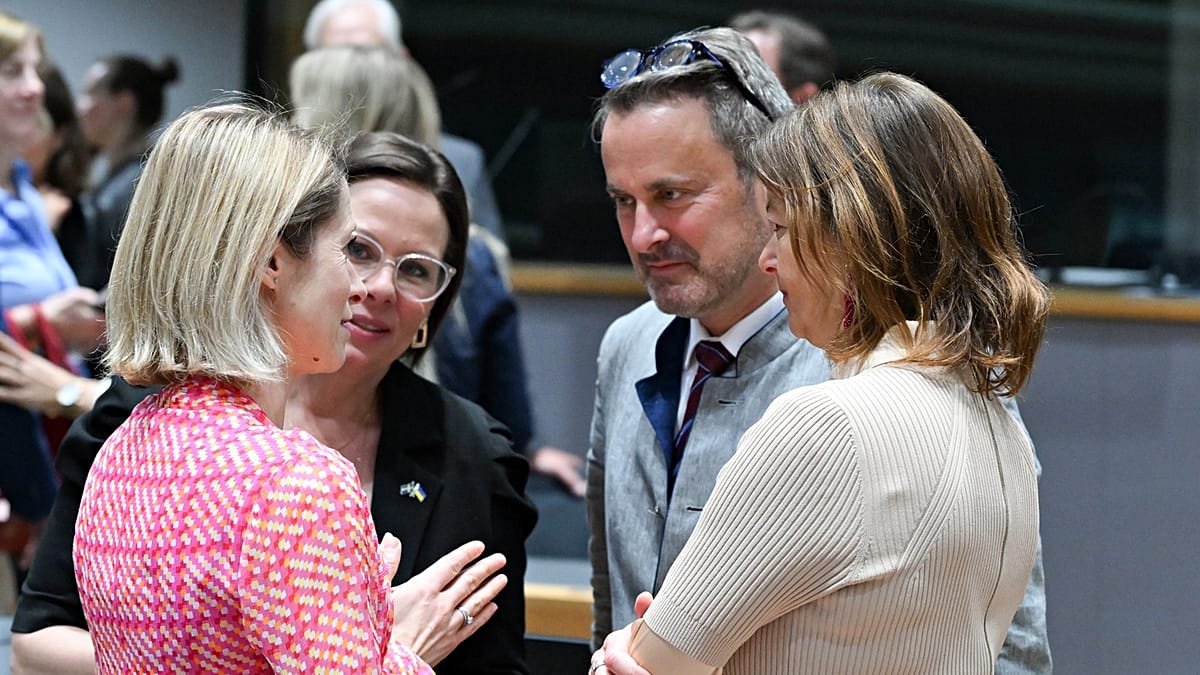 Russian Threats to Diplomats Derail EU Debate on Direct Talks with Moscow