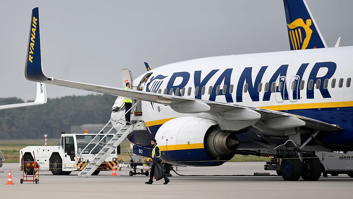 Ryanair Posts Record €2.26 Billion Profit Amid Boeing Delays and Fuel Crisis