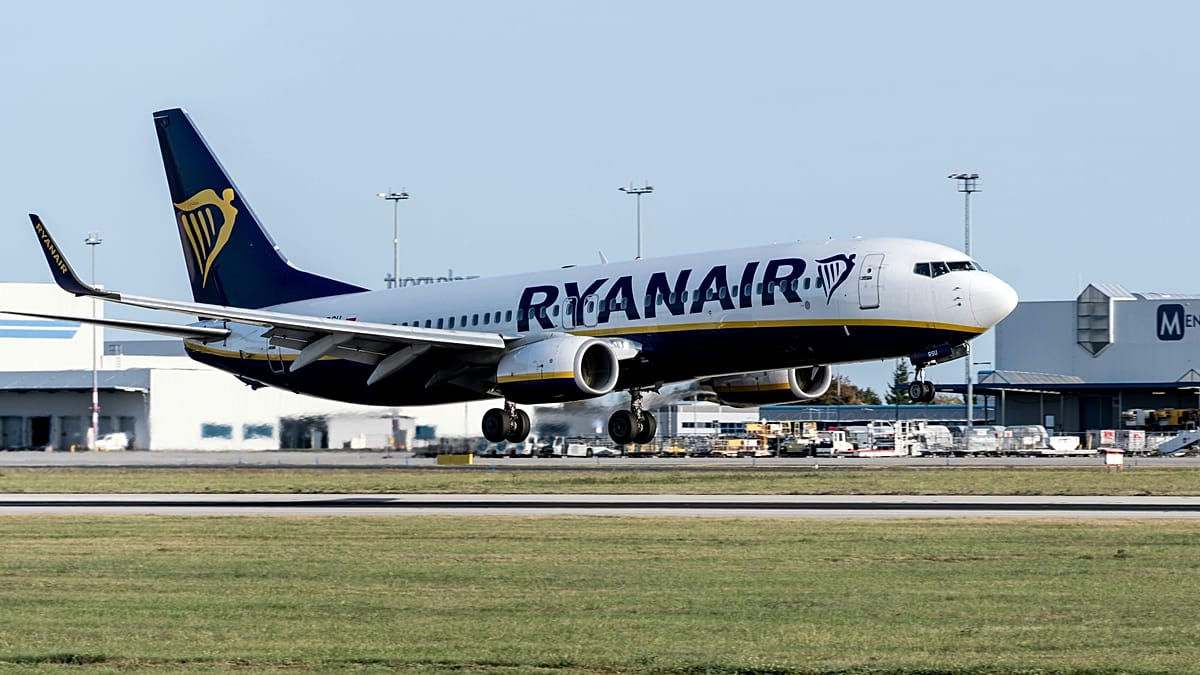 Ryanair Tightens Bag Drop Deadline by 20 Minutes Starting November