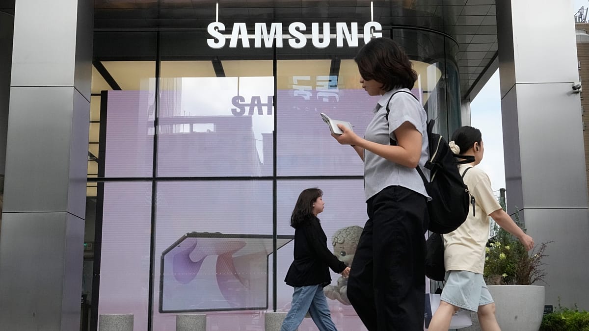 Samsung's AI-driven profit surge highlights global chip demand, but supply concerns loom