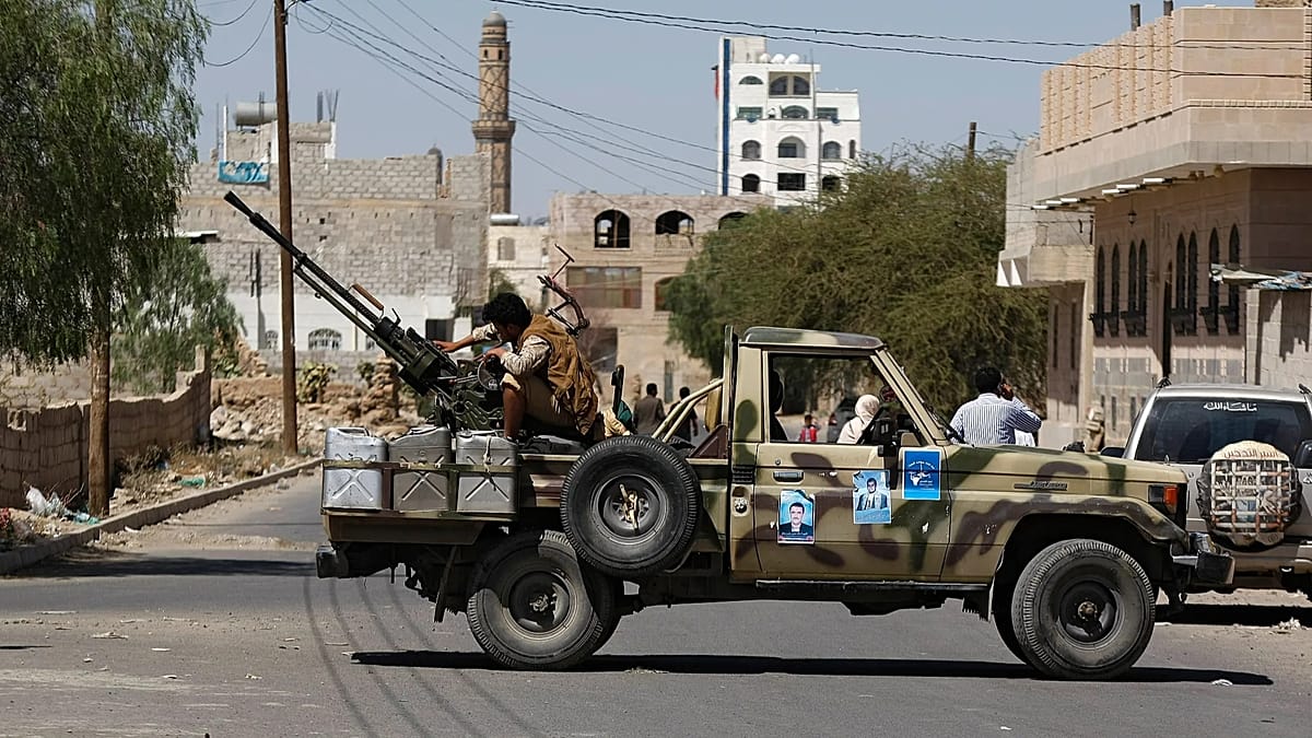 Saudi Arabia retaliates after Houthi strikes on oil sites wound dozens