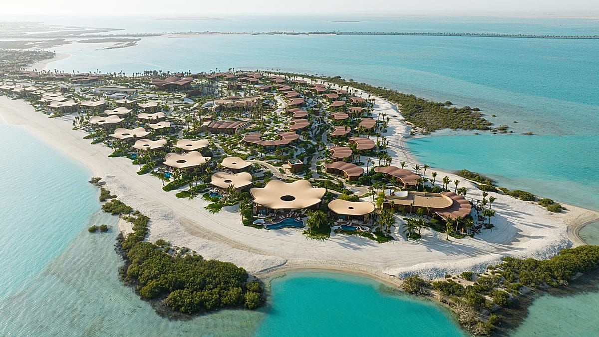 Saudi Arabia's Red Sea Project: A Luxury Destination Beyond the Maldives