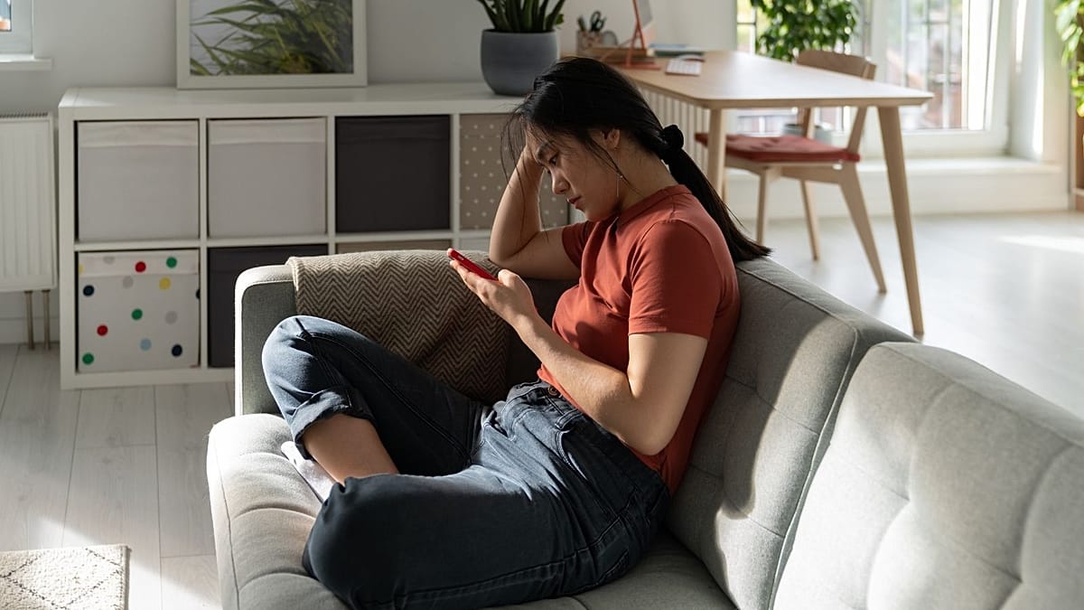 Short Activity Breaks from Sitting Linked to Lower Cancer Death Risk