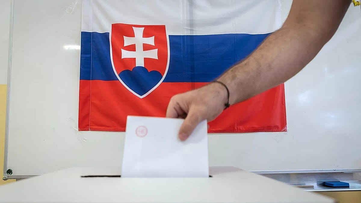 Slovakia to Hold July Referendum on Ending Lifetime Payments for Ex-Premiers