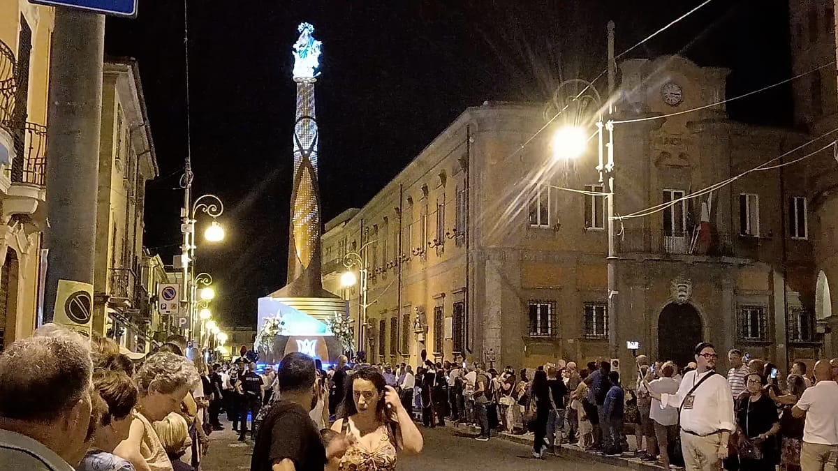 Sora's towering Virgin Mary procession marks Assumption feast