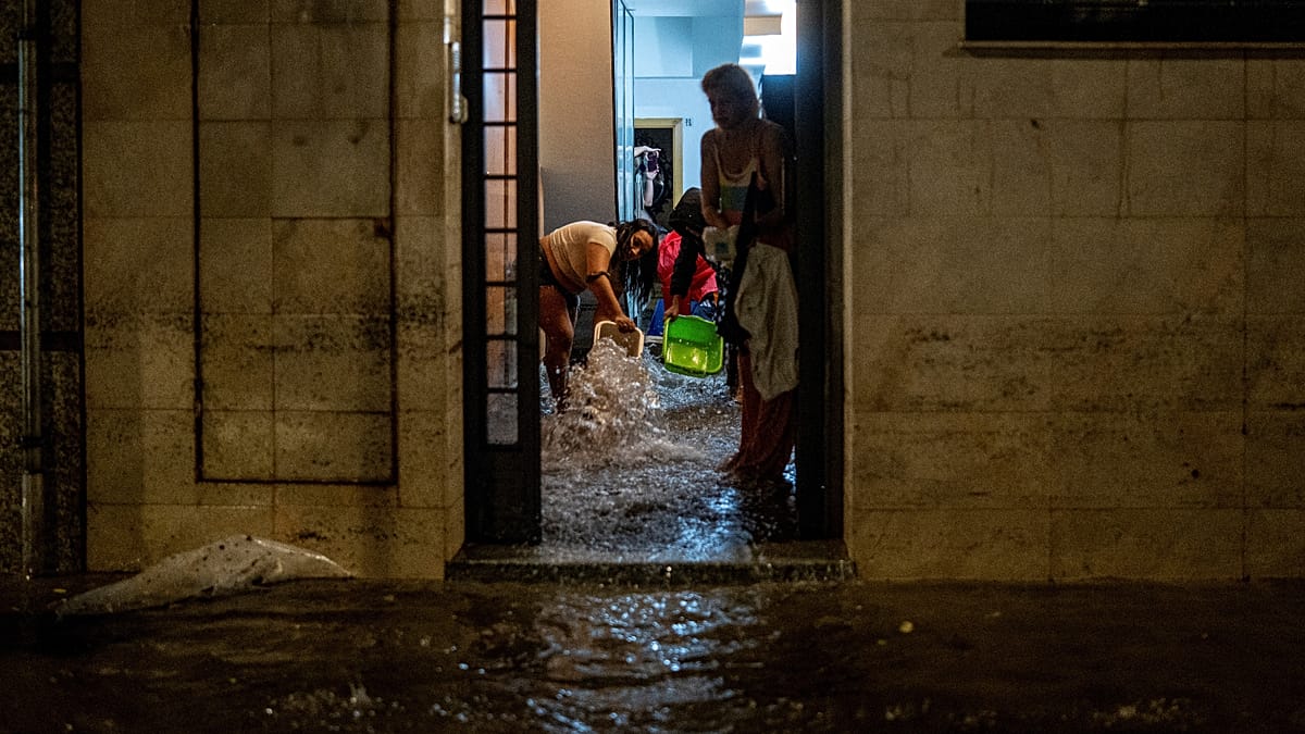 Southern Valencia coast on alert as storm Adam threatens torrential rain