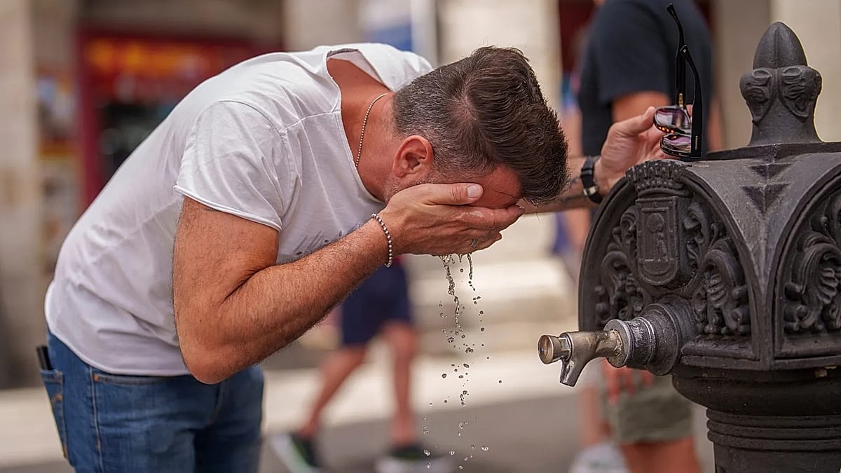 Spain Braces for Hottest Day of Heatwave as San Juan Bonfires Canceled