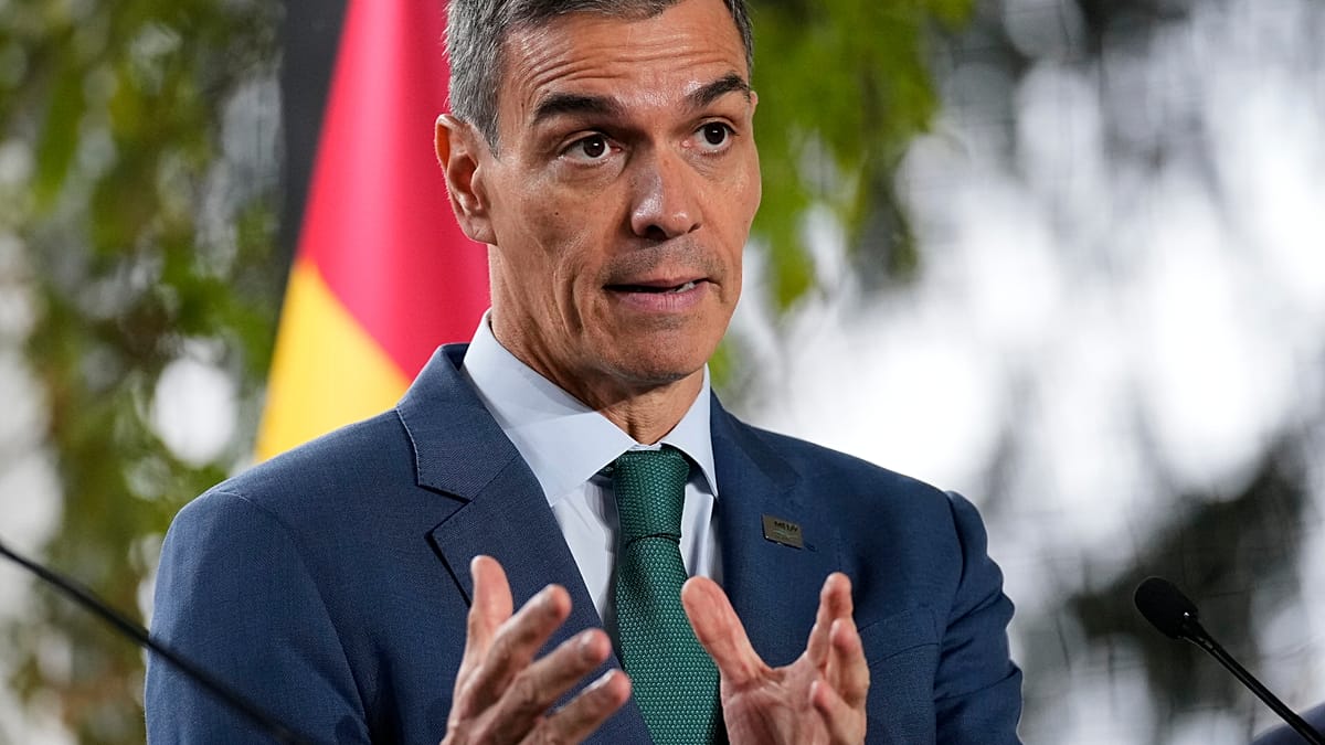 Spain heads to snap polls as housing crisis deepens; French students rally again