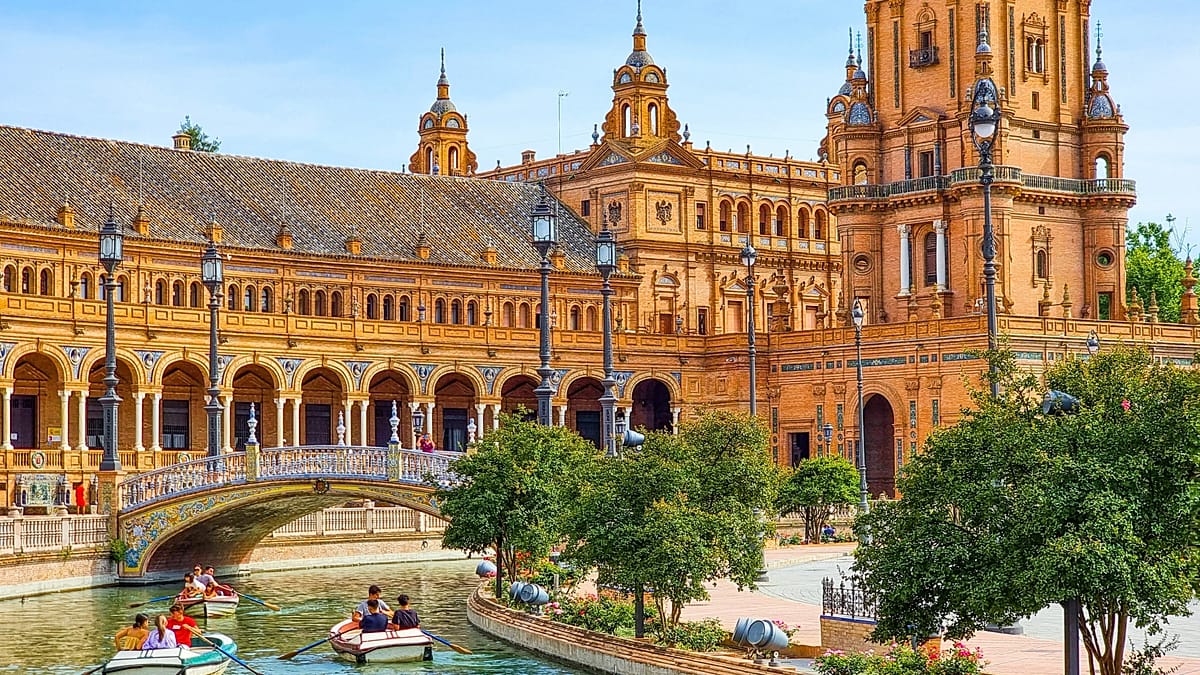 Spain projected to overtake France as world's top destination by 2040