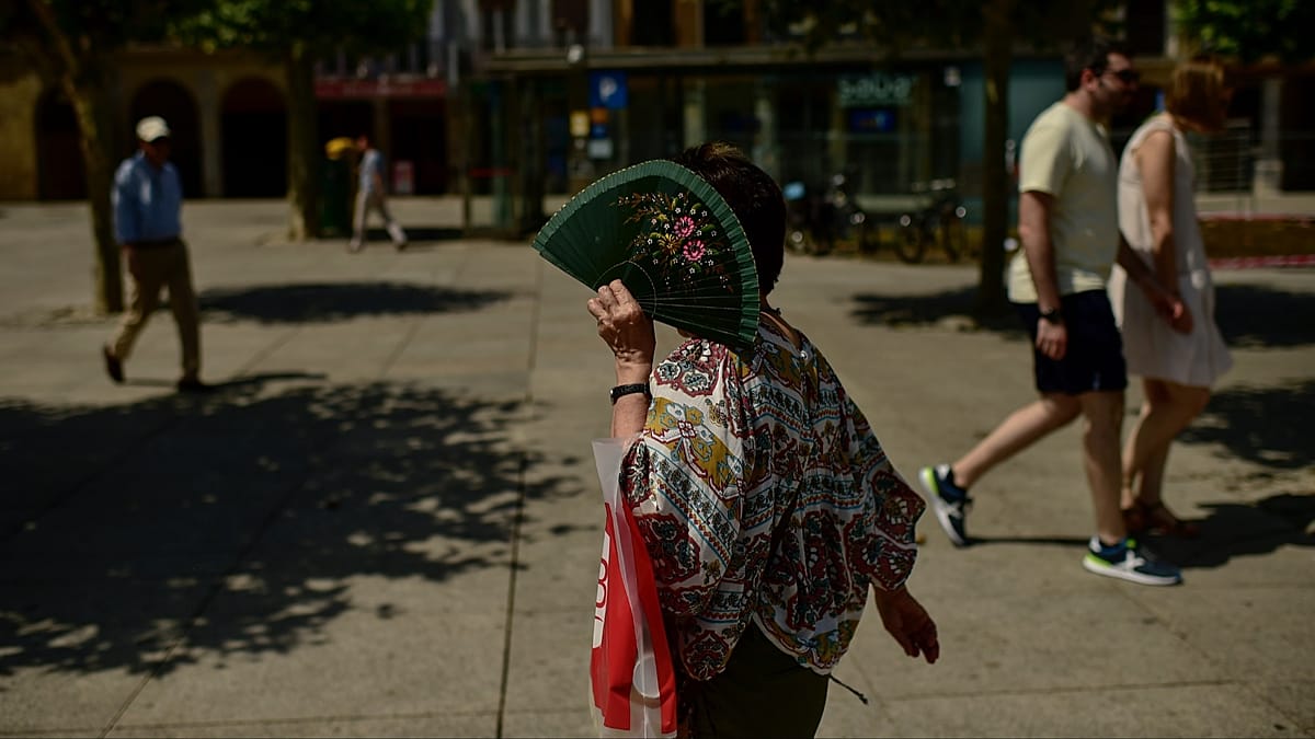 Spain's Climate Shelters: A Model for Europe as Heat Deaths Mount
