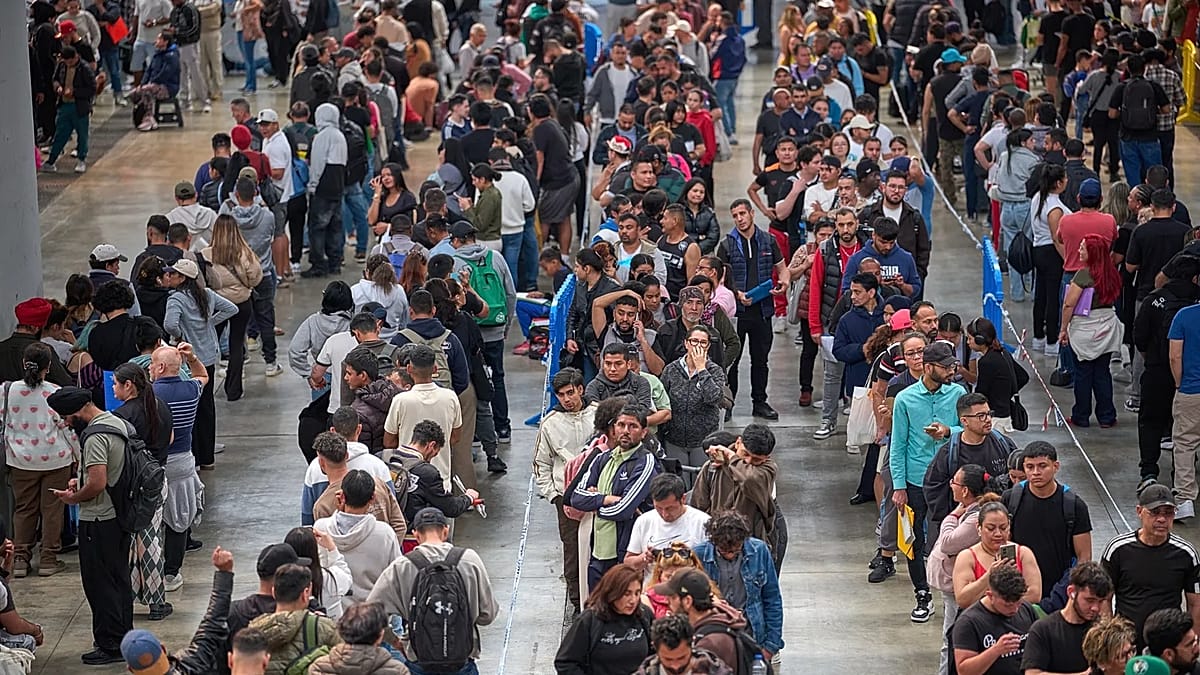 Spain's Migrant Regularisation Draws Over One Million Applications