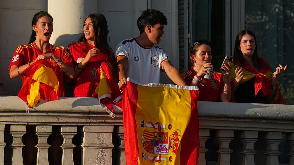 Spain's World Cup Win Sparks Chinese Tourism Surge Ahead of Golden Week