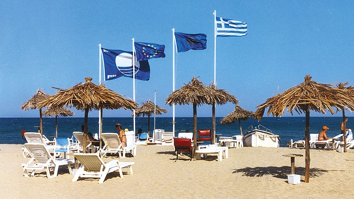 Spain Sets New Blue Flag Record with 794 Beaches as Mediterranean Dominates