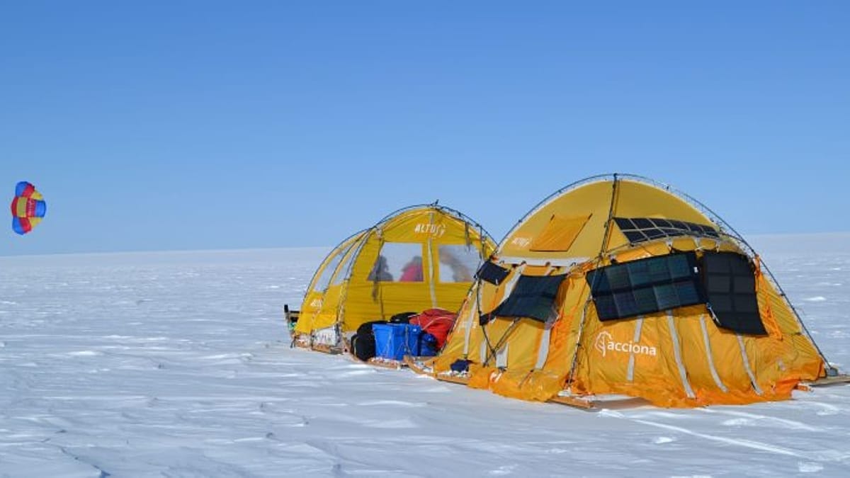 Spanish explorer's kite sled to cross Antarctica with zero emissions