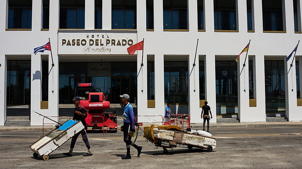 Spanish Hotel Chains Meliá and Iberostar Exit Cuba Amid US Sanctions Pressure
