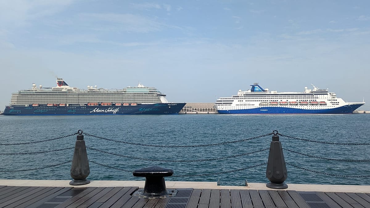Stranded Cruise Ships Clear Strait of Hormuz, Resume European Summer Itineraries