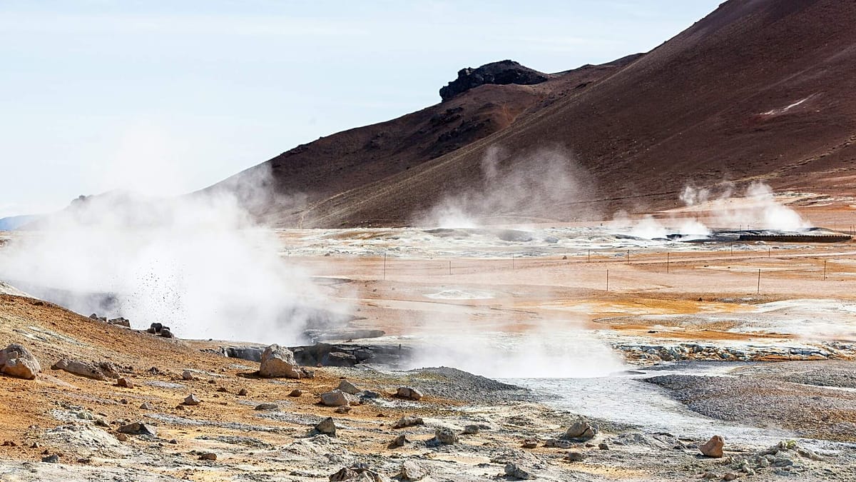 Superhot Geothermal: The Deep-Earth Energy Race Heats Up