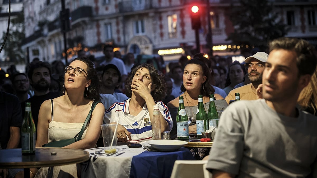 Teenager Dies After Falling from Truck During France World Cup Celebrations