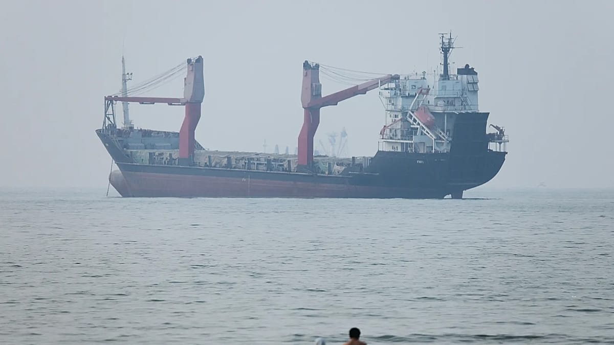 Third Vessel Hit in Strait of Hormuz Within 24 Hours, UK Agency Confirms