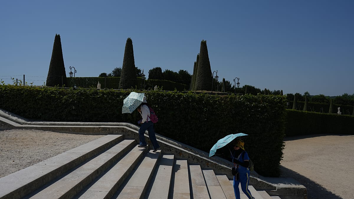 Three Elderly Die in Bordeaux Suburbs as France's Heatwave Intensifies