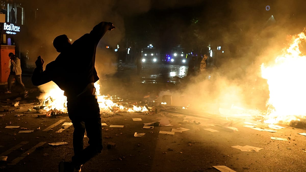 Tirana Student Protests Turn Violent as 'Flamingo Revolution' Widens