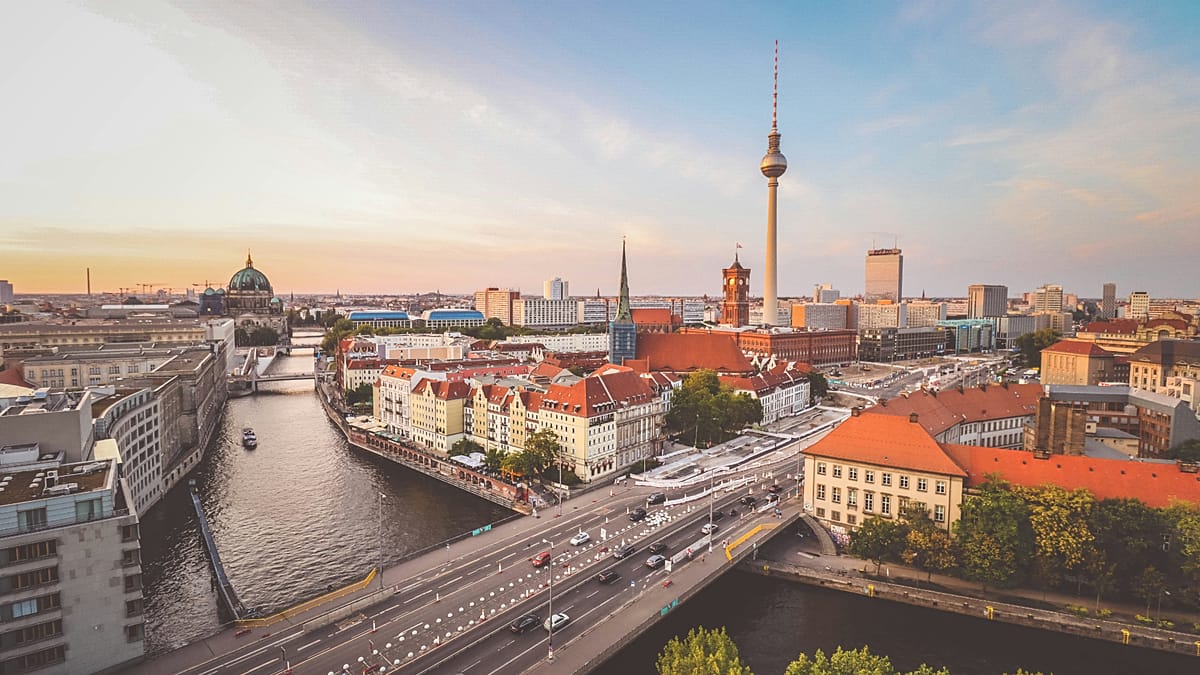 Top multi-city routes for a four-stop European trip