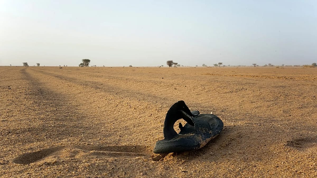 Truck Breakdown in Niger Desert Leaves 49 Dead from Thirst