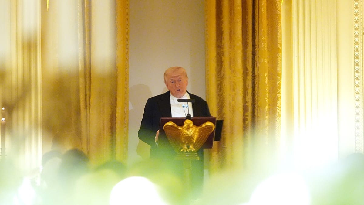 Trump Cancels Iran Talks, Orders Naval Blockade as Rial Crashes