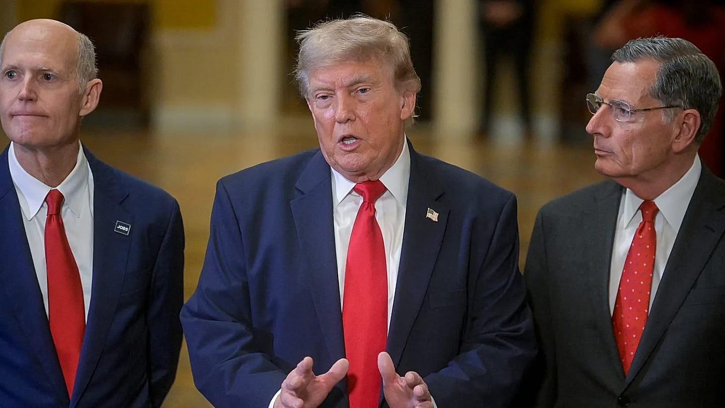 Trump Praises Zelenskyy as 'Courageous' Amid Ongoing War with Russia