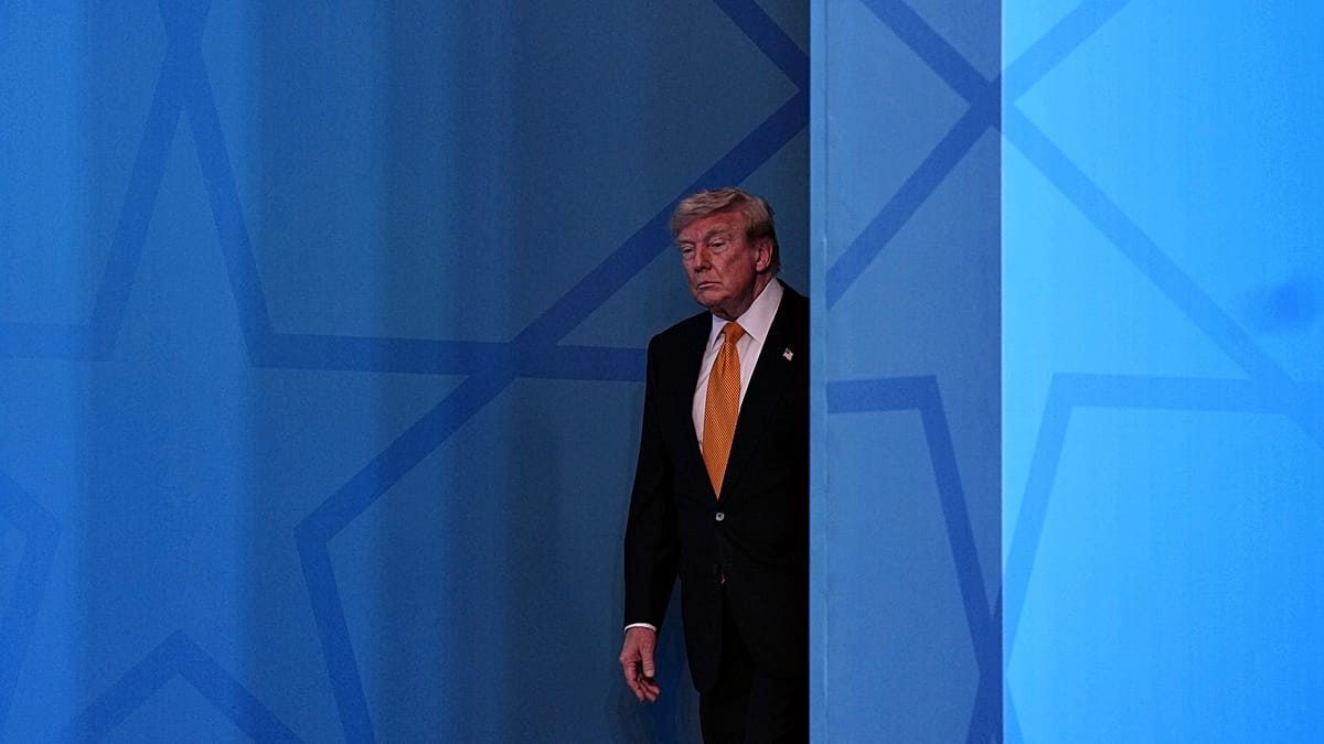 Trump Revives Greenland Ambitions, Reopening Europe's Deepest Anxieties