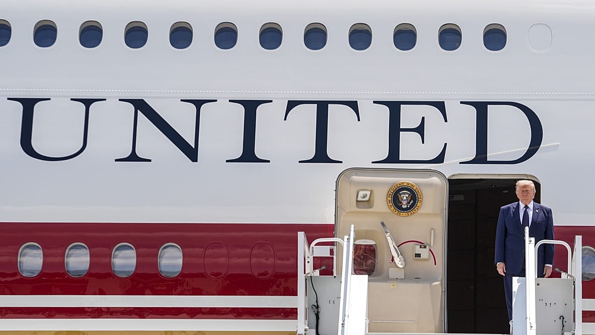Trump Sends New Qatari-Gifted Jet to UK, Flies Old Air Force One from Turkey