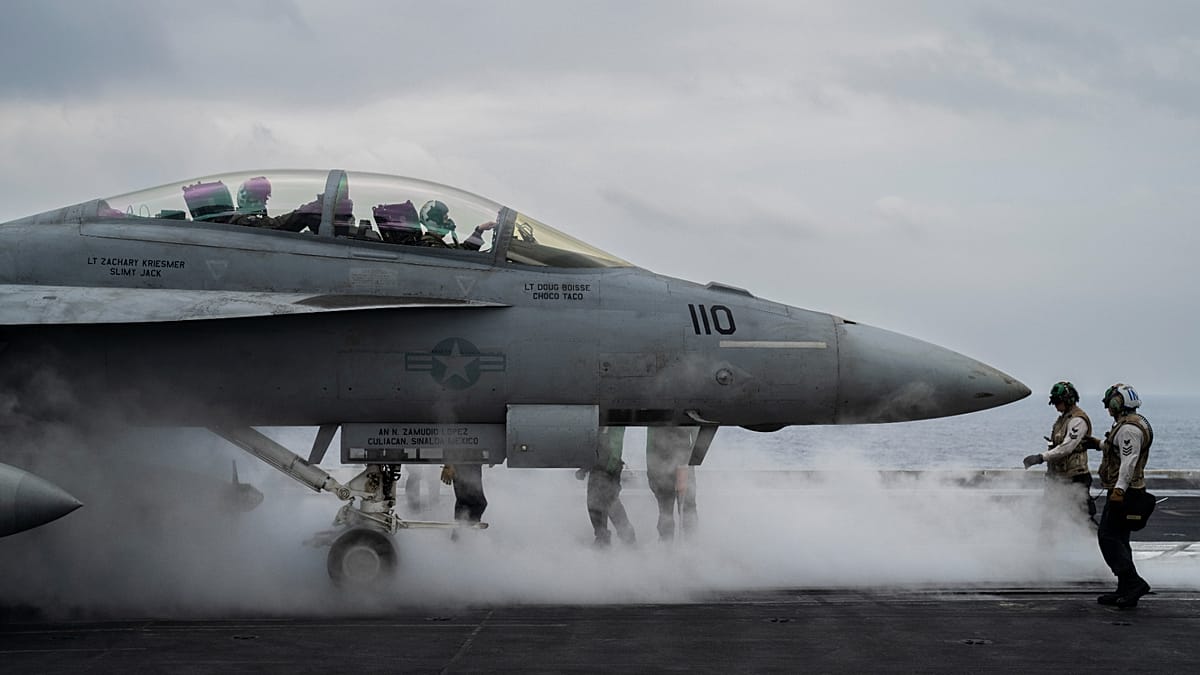 Trump Threatens to Bomb Tehran Infrastructure for Each Iranian Attack in Strait of Hormuz