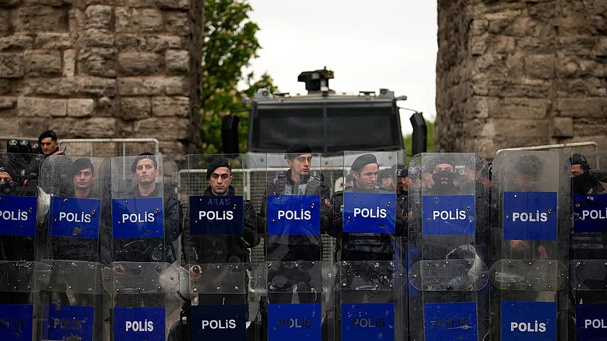Turkey Detains Dozens Ahead of May Day as Crackdown Targets Journalists and Opposition