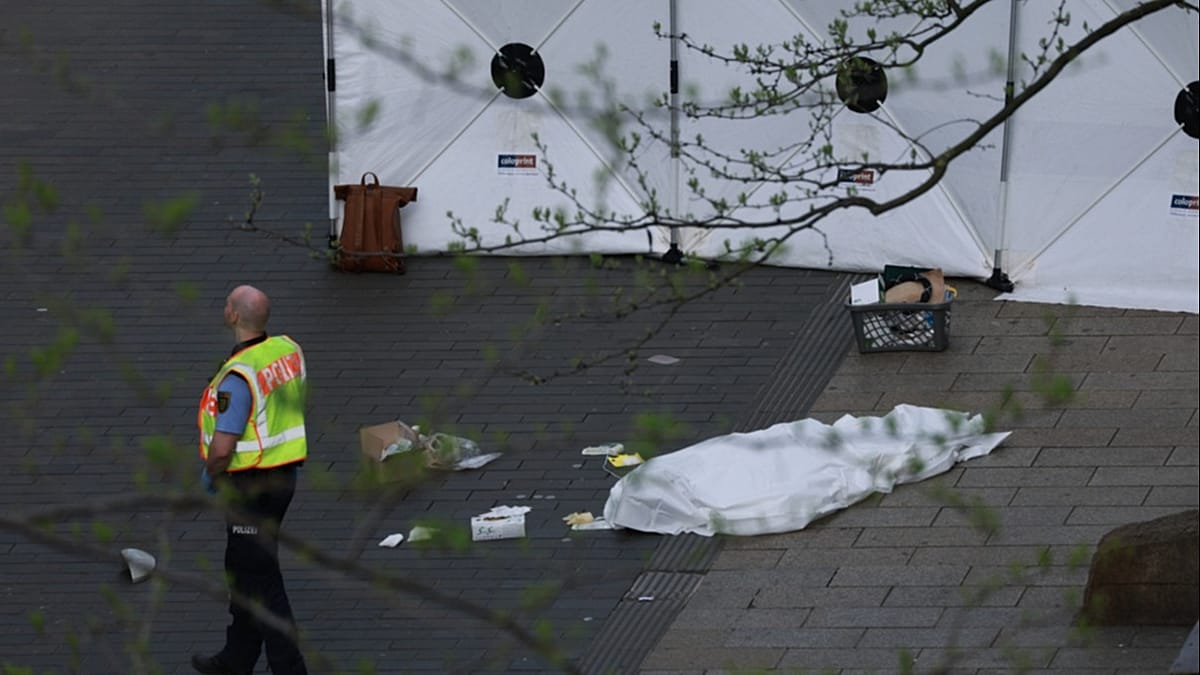 Two Dead in Suspected Deliberate Vehicle Ramming in Leipzig Shopping District