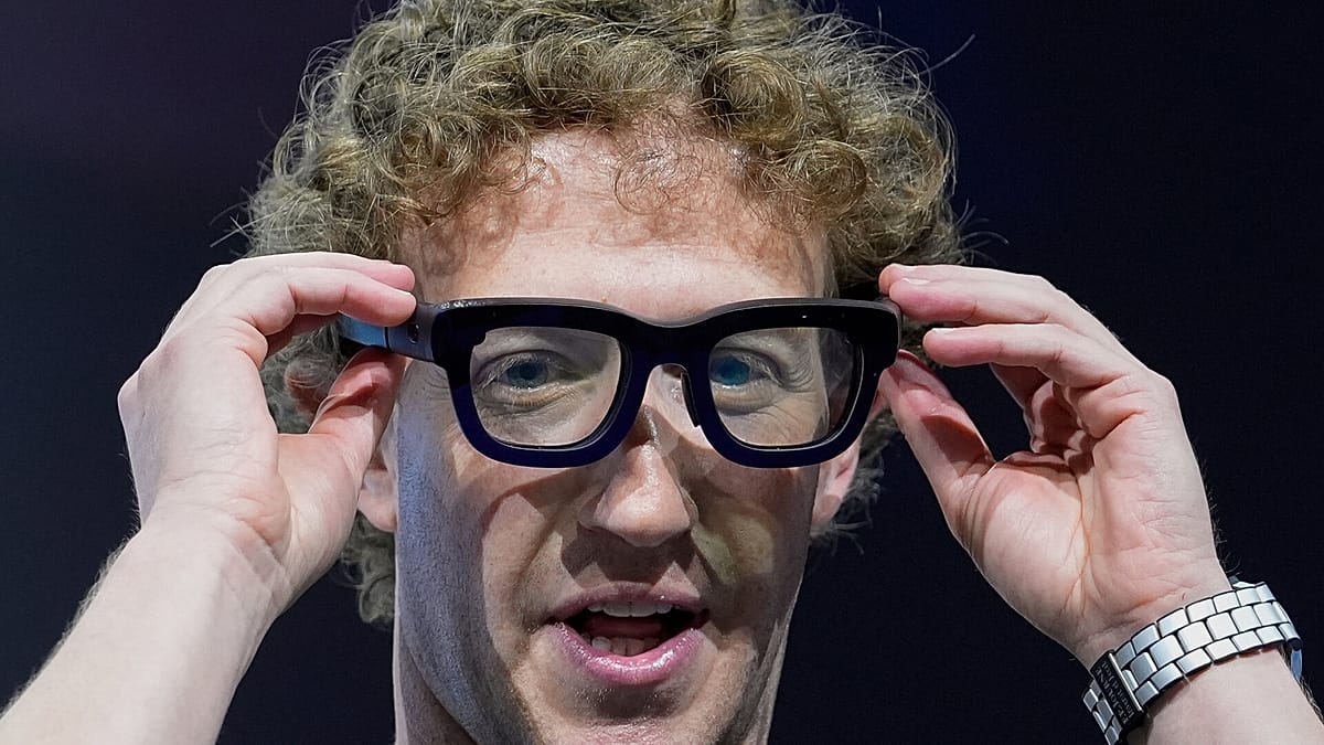 UK cinemas weigh ban on Meta smart glasses over privacy and piracy