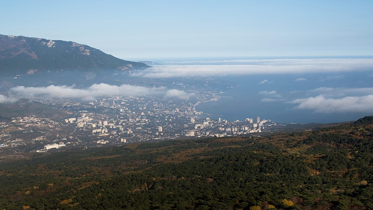 Ukraine's Campaign to Isolate Crimea: Cutting Off Russian-Occupied Peninsula