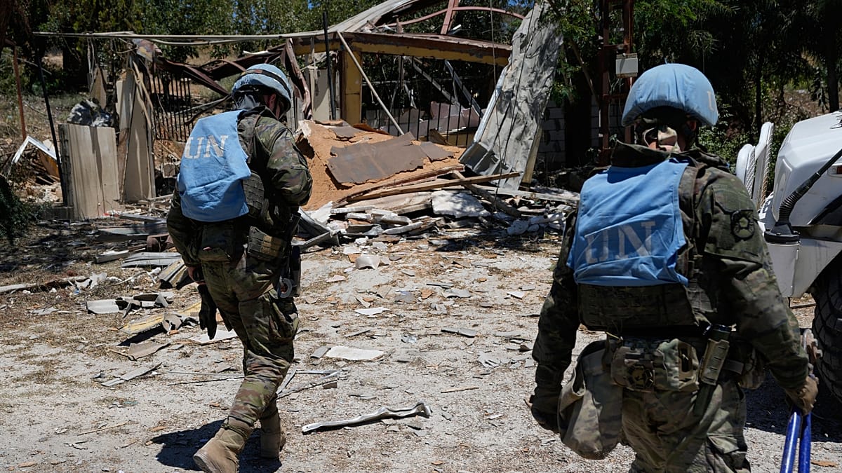 UN Peacekeepers Clear Debris in Southern Lebanon Village After Israeli Withdrawal